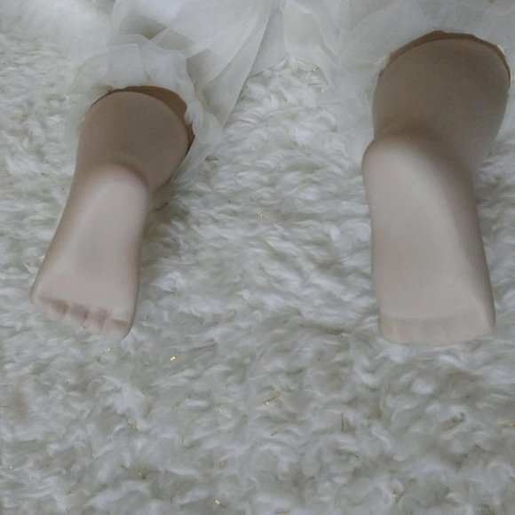 Goldenvale Collection Porcelain Angel Wing Doll very rare - Picture 10 of 15